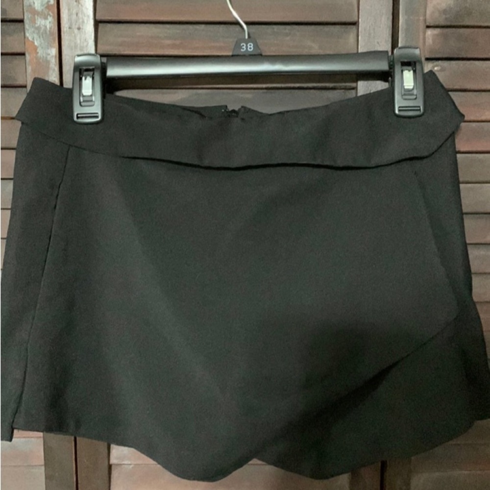 Very nice skorts Forever 21